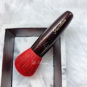Guerlain terracotta bronzer brush (NEW)